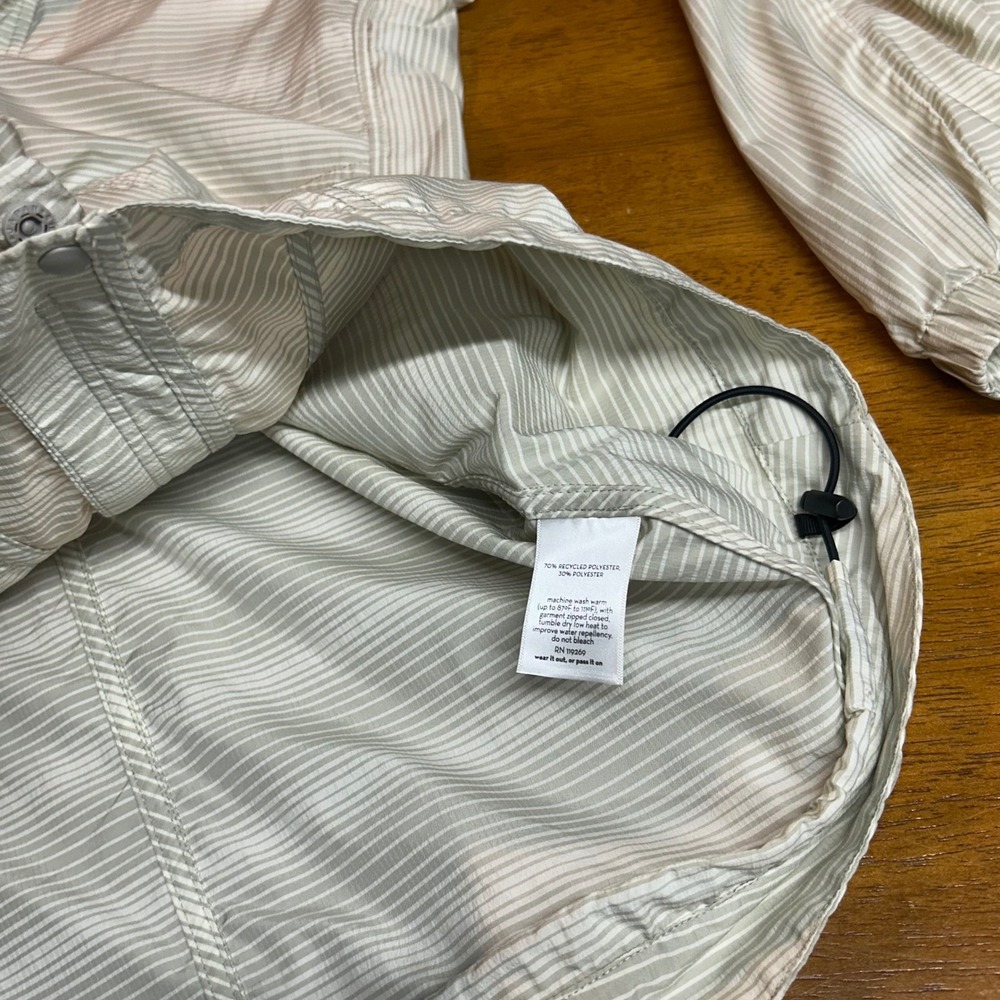 Nau Womens Small Sage tan Pinstripe Full Zip Windbreaker Jacket - Picture 7 of 11